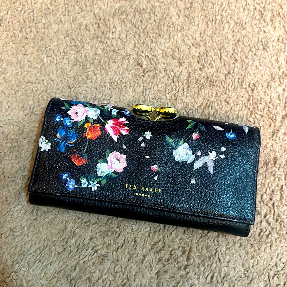 Ted Baker Sandalwood teardrop floral bobble black leather wallet